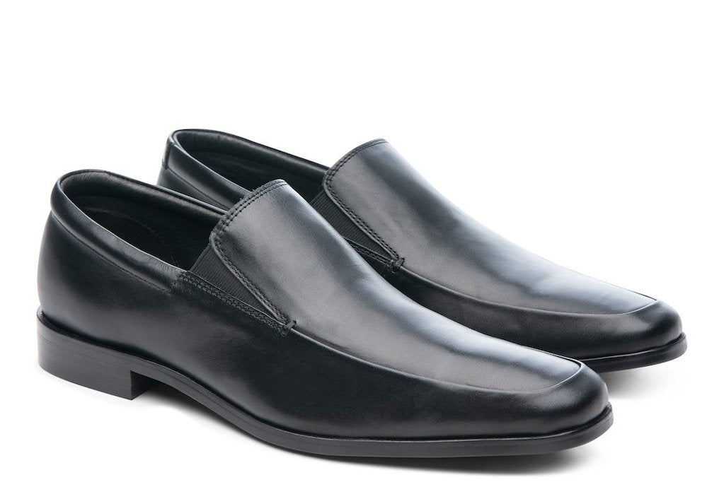 Brennan Slip-On Loafer in Black | Blake McKay â Propersole